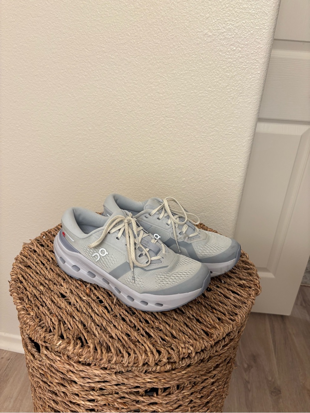 On Running Women's Light Blue/White Cloud Athletic Shoes